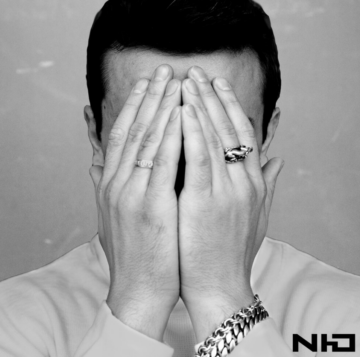 NЮ - album: "Жизнь Д" (2022), cover
